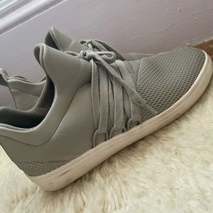 Steve Madden Sneakers